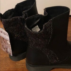 Muk Luks | Shoes | Muk Luks Karlie 